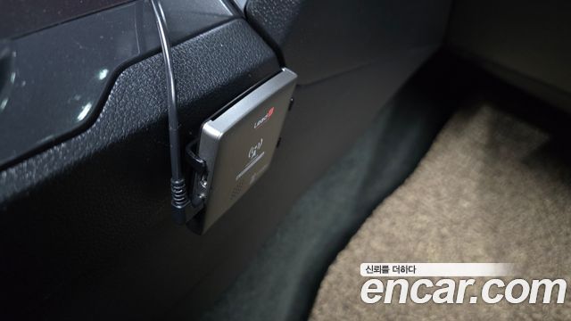 Ford Explorer 2017 — photo 31
