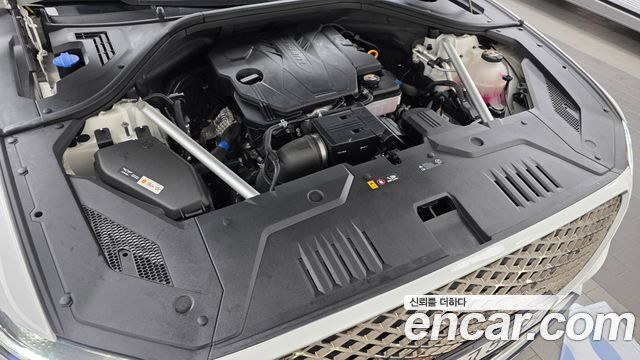 Genesis GV70 2023 — photo 6