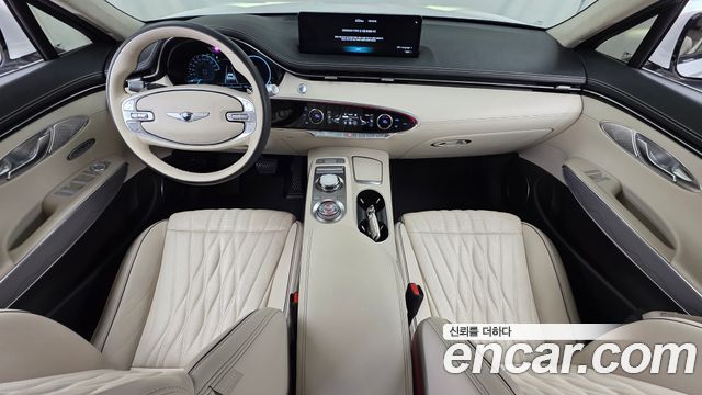 Genesis GV70 2023 — photo 10