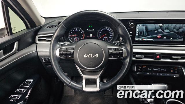 Kia K5 2022 — photo 19