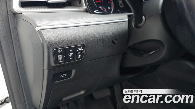 Kia K5 2022 — photo 22