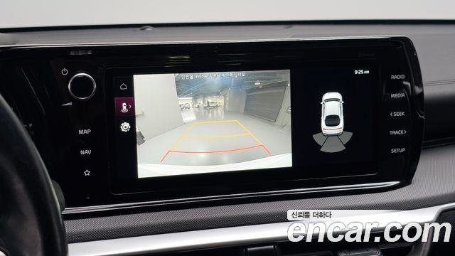 Kia K5 2022 — photo 26