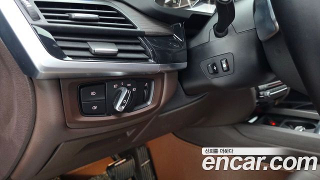 BMW X5 2018 — photo 26