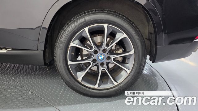 BMW X5 2018 — photo 7