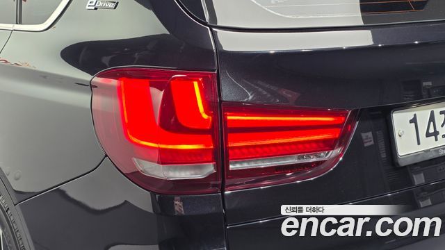 BMW X5 2018 — photo 9