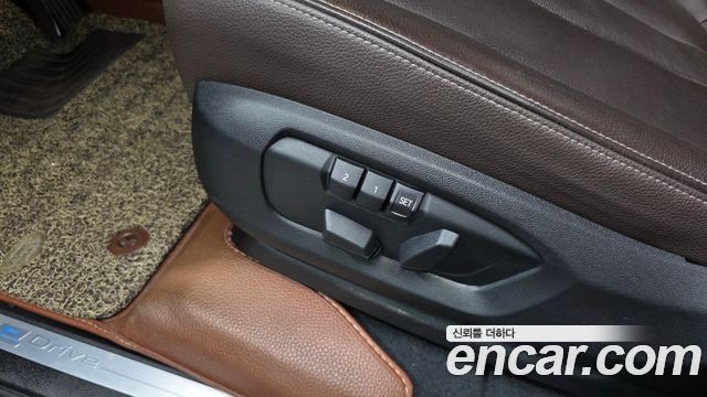 BMW X5 2018 — photo 28