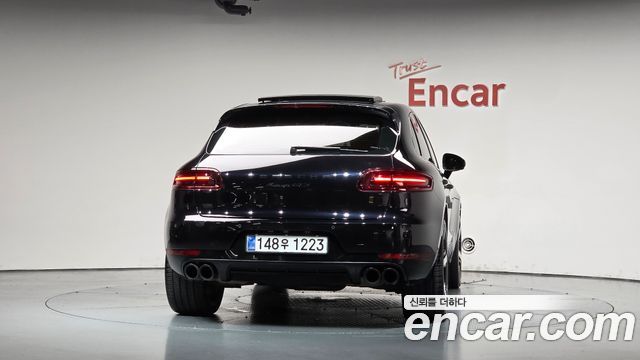 Porsche Macan 2017 — photo 4