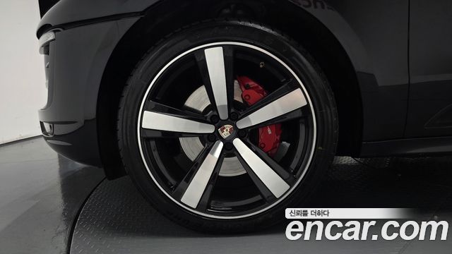 Porsche Macan 2017 — photo 5