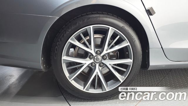 Volvo S90 2017 — photo 5