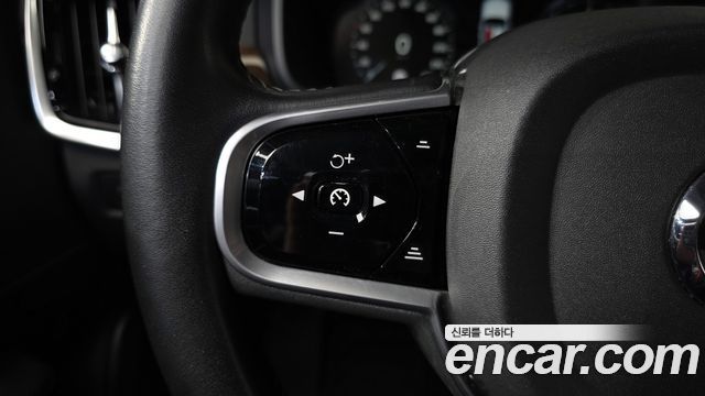 Volvo S90 2017 — photo 15