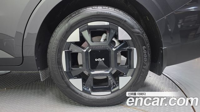 Kia Canival 2024 — photo 7