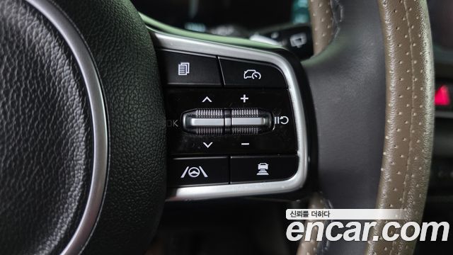 Kia Canival 2024 — photo 32