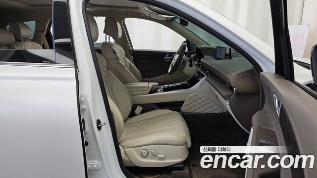 Genesis GV80 2020 — photo 17