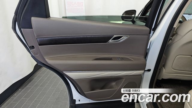 Genesis GV80 2020 — photo 15