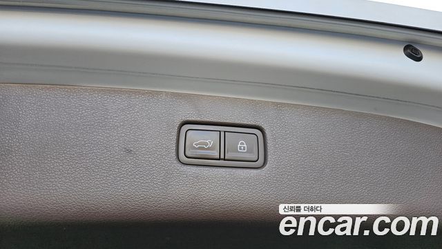 Genesis GV80 2020 — photo 34