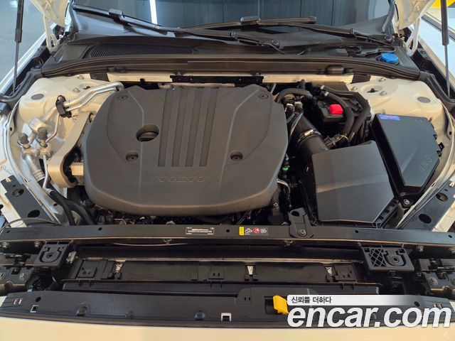 Volvo V60 2025 — photo 6