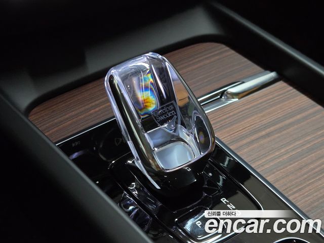 Volvo V60 2025 — photo 9