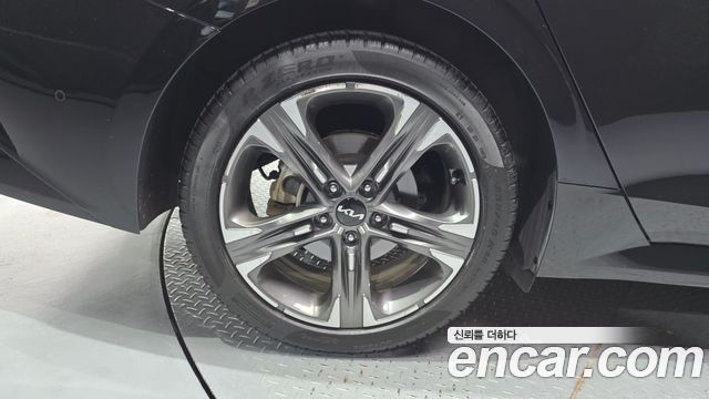 Kia K5 2023 — photo 5
