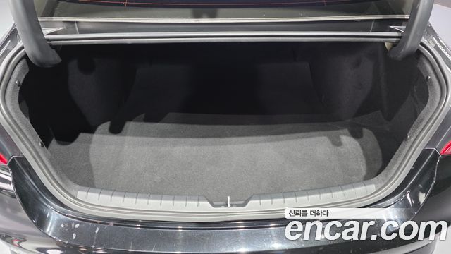 Kia K5 2023 — photo 23