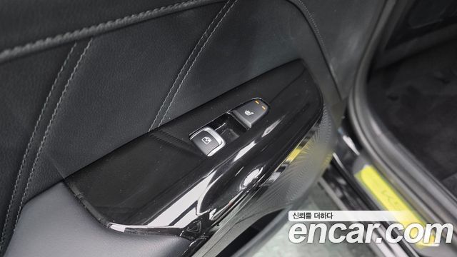 Kia K5 2023 — photo 28