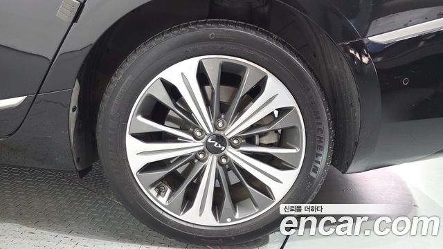 Kia K8 2023 — photo 7