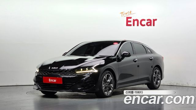 Kia K5 2023 — photo 1