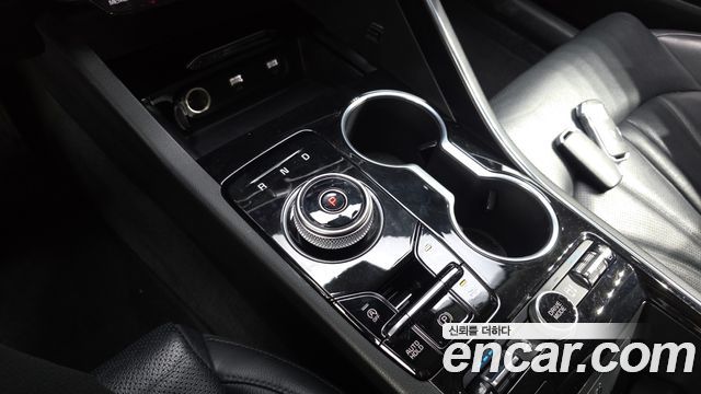 Kia K5 2023 — photo 12