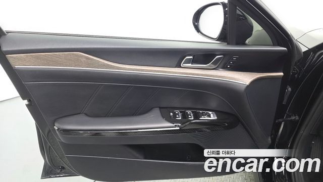 Kia K5 2023 — photo 14