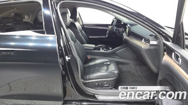 Kia K5 2023 — photo 16