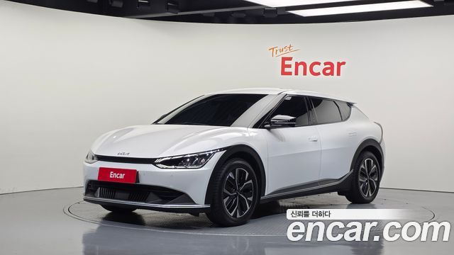 Kia EV6 2023 — photo 1