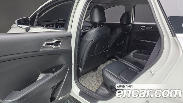 Kia Sportage 2022 — photo 17