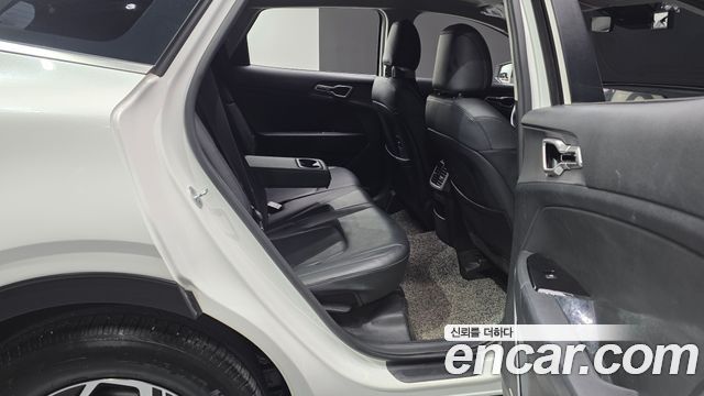 Kia Sportage 2022 — photo 18