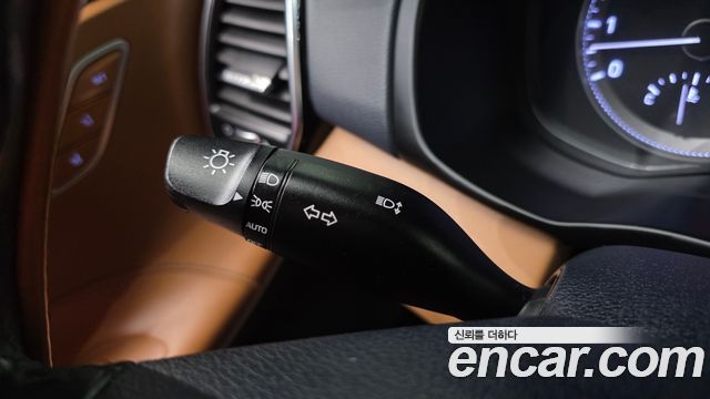 Hyundai Grandeur 2017 — photo 32