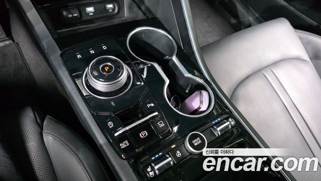 Kia K5 2023 — photo 12