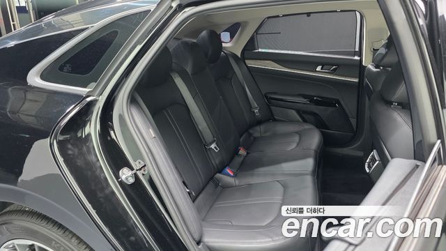 Kia K5 2023 — photo 17