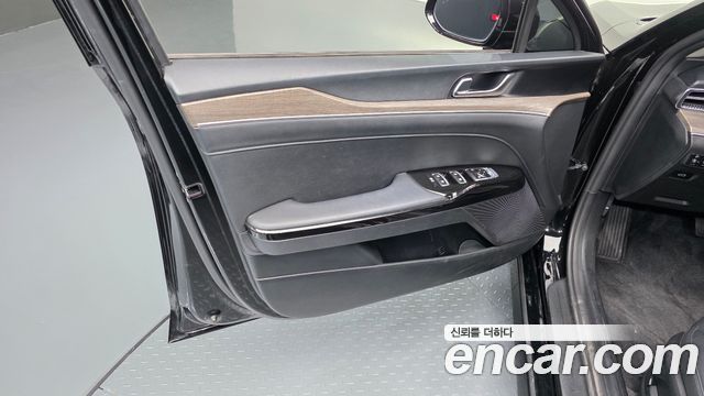 Kia K5 2023 — photo 14