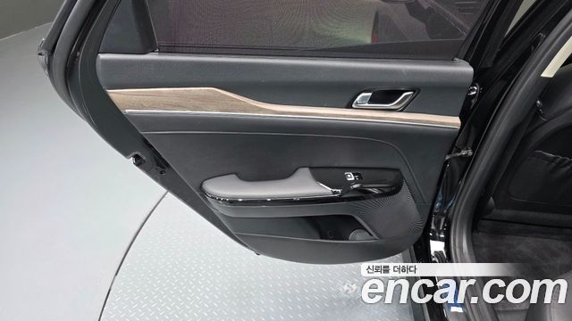 Kia K5 2023 — photo 15
