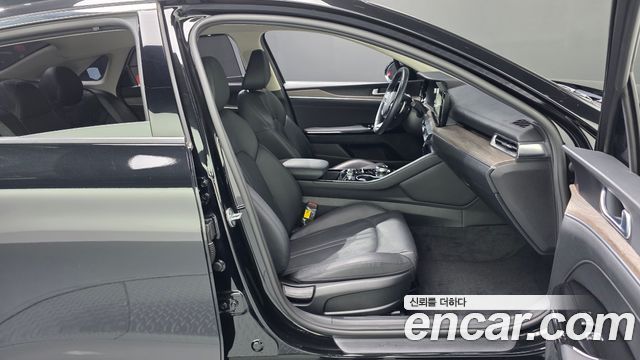 Kia K5 2023 — photo 16