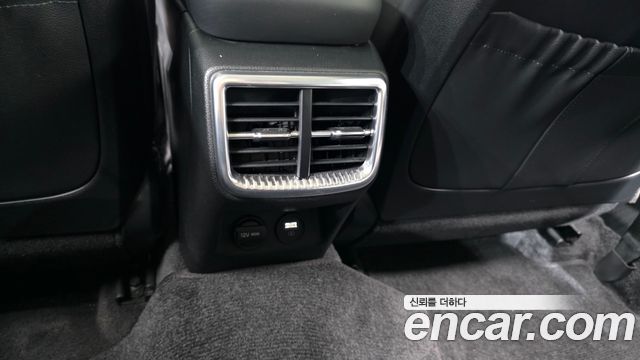 Kia K5 2023 — photo 29