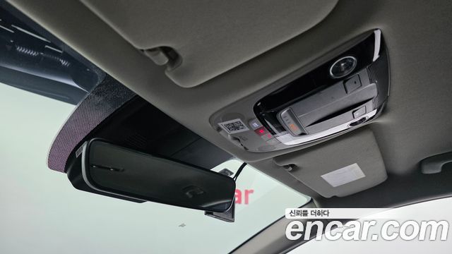 Kia K5 2023 — photo 30