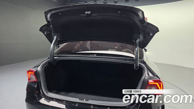 Kia K5 2023 — photo 31