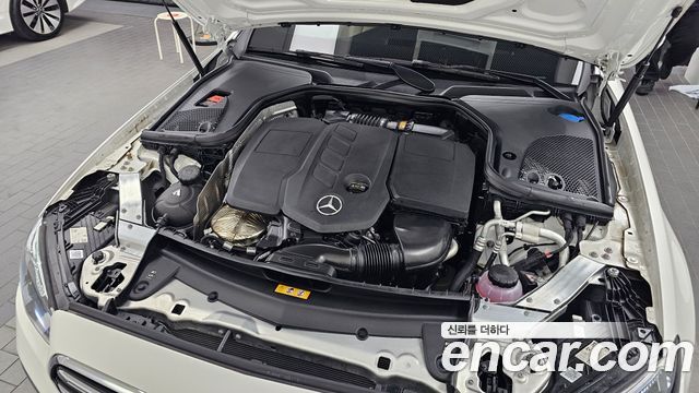 Mercedes-Benz E-Class 2023 — photo 6