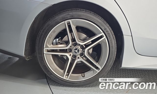 Mercedes-Benz CLS-Class 2022 — photo 5
