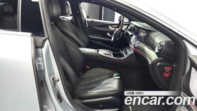 Mercedes-Benz CLS-Class 2022 — photo 16