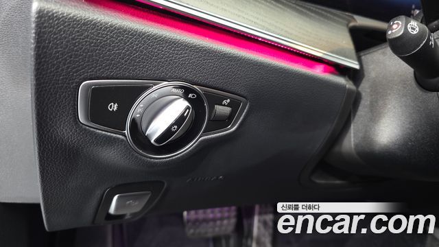 Mercedes-Benz CLS-Class 2022 — photo 27