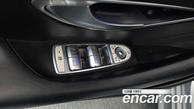 Mercedes-Benz CLS-Class 2022 — photo 29