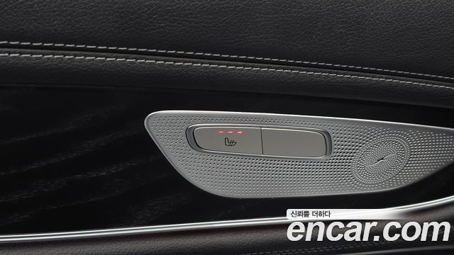 Mercedes-Benz CLS-Class 2022 — photo 31