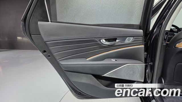 Kia K9 2022 — photo 15