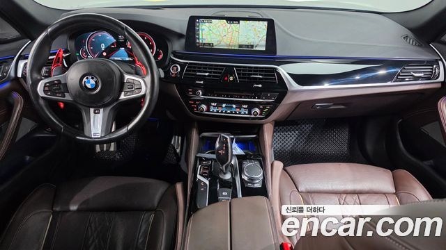 BMW 5-Series 2018 — photo 7