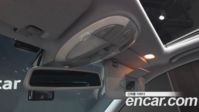Mercedes-Benz E-Class 2003 — photo 33
